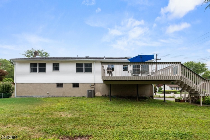 67 Greenbrook Dr Property Photo 33