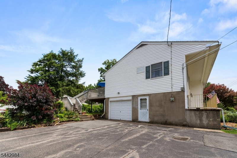67 Greenbrook Dr Property Photo 34