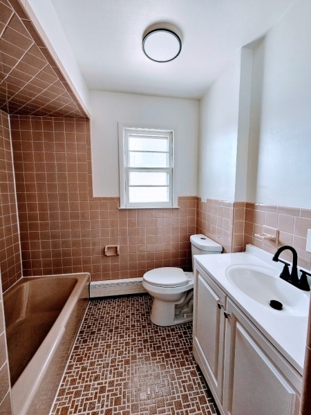 16 Dover St 2 Property Photo 5