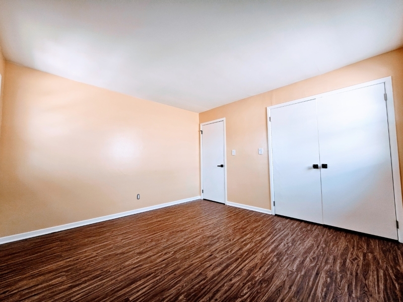 16 Dover St 2 Property Photo 6