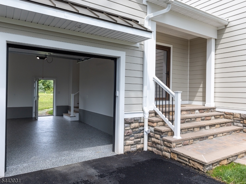 1449 Trenton Harbourton Property Photo 49