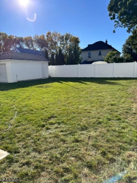 36 Albert Ave Property Photo 37