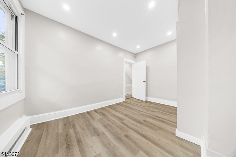 97 Sherman St Property Photo 20