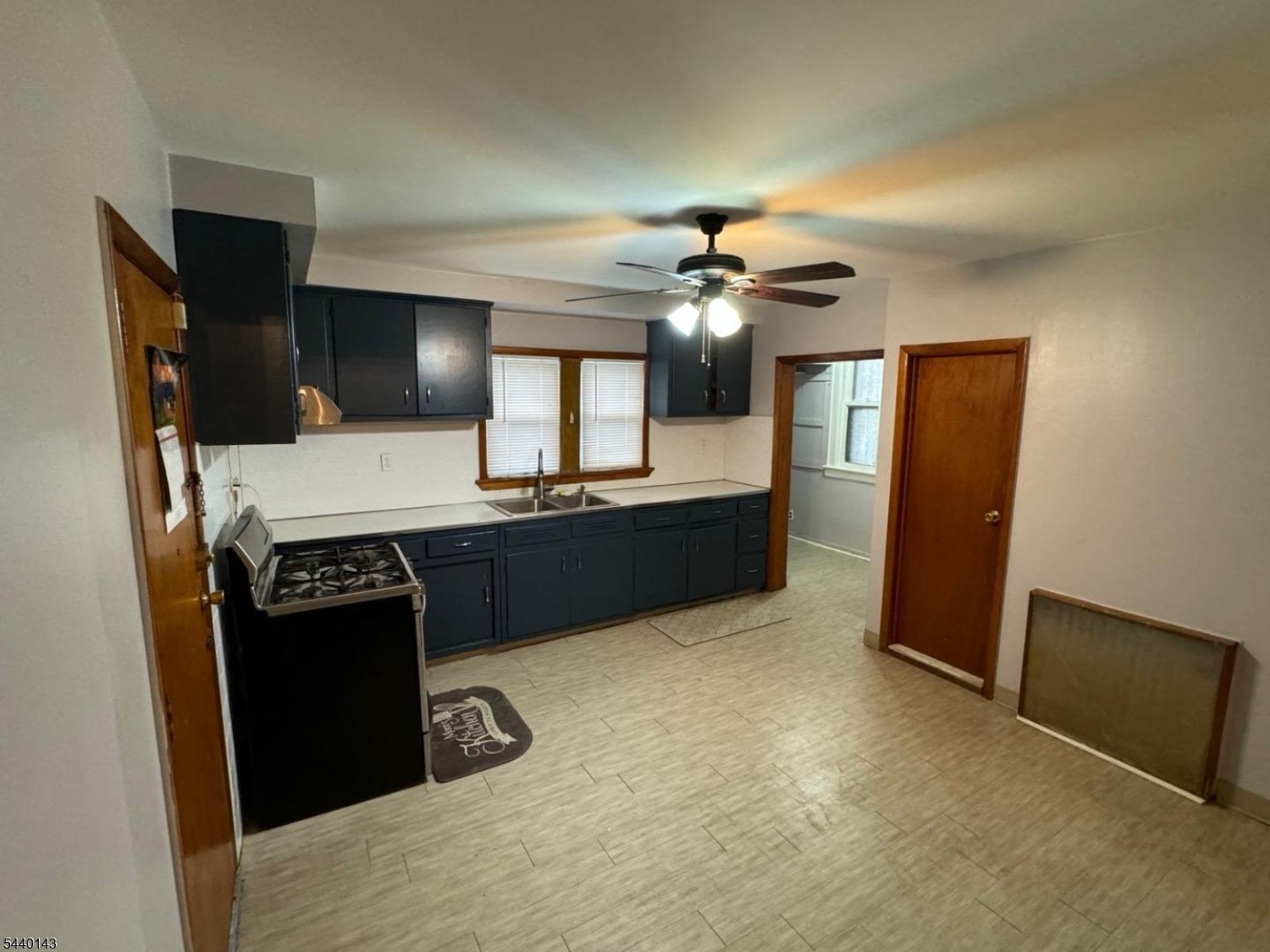 113 McWhorter St Property Photo 1
