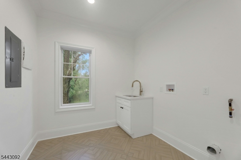 263 Arbor Rd Property Photo 40