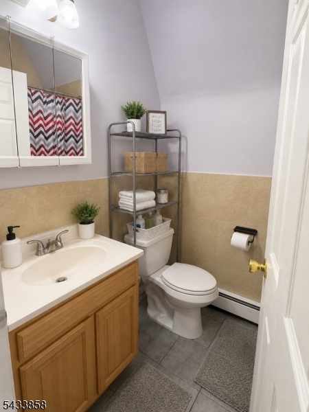 327 Amherst St Property Photo 11