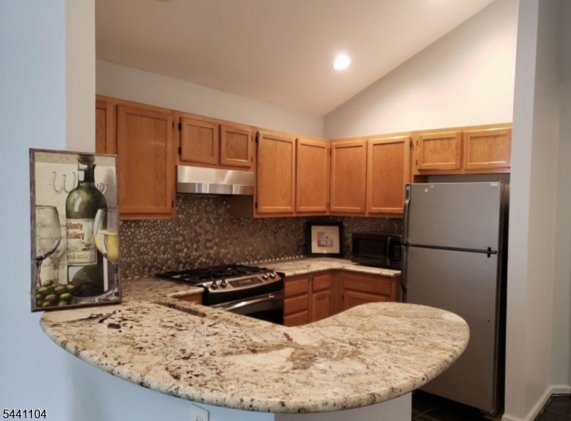 511 Chatfield Dr Property Photo 4