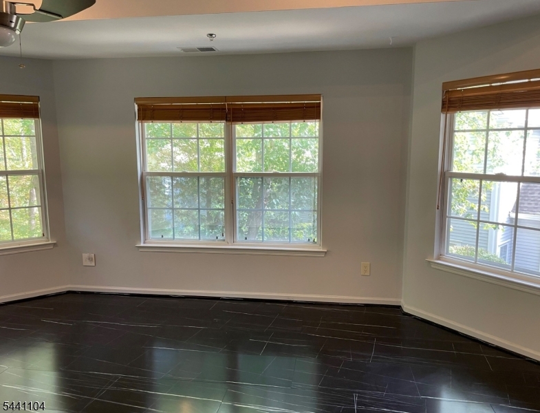 511 Chatfield Dr Property Photo 12