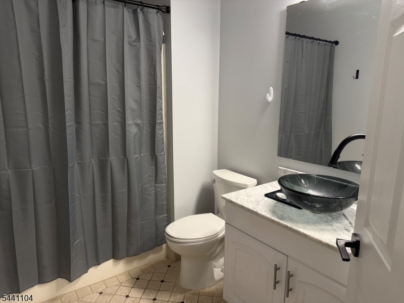 511 Chatfield Dr Property Photo 13