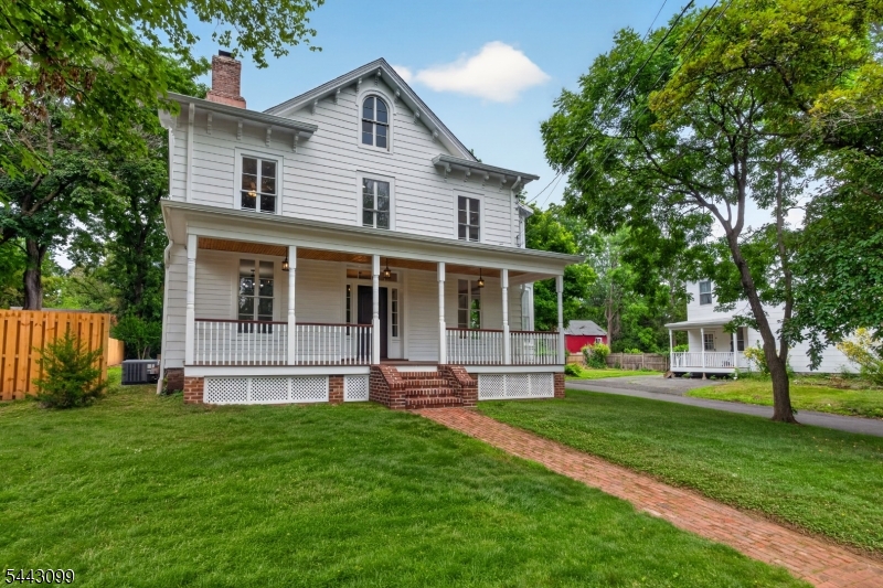 23 Amwell Rd Property Photo 5