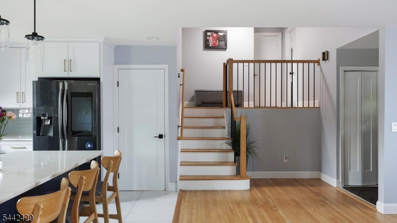 2101 Orchard Ter Property Photo 6