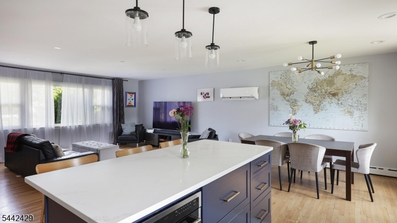 2101 Orchard Ter Property Photo 17