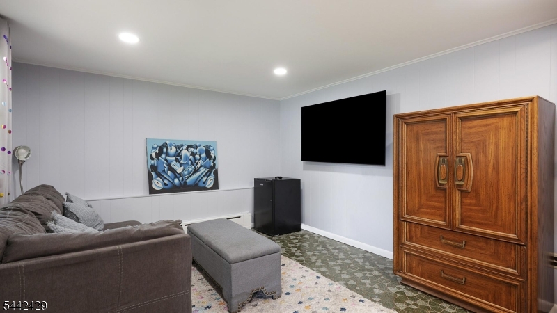 2101 Orchard Ter Property Photo 20