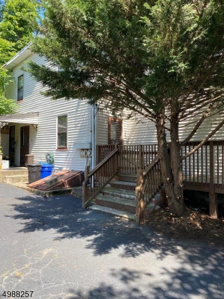 1025 Ringwood Ave Property Photo 1