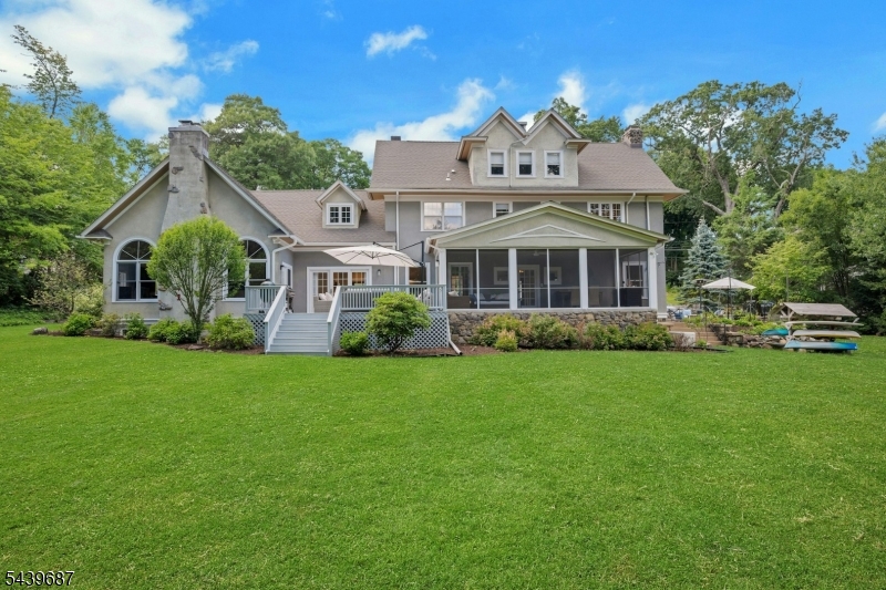 66 Ball Rd Property Photo 4