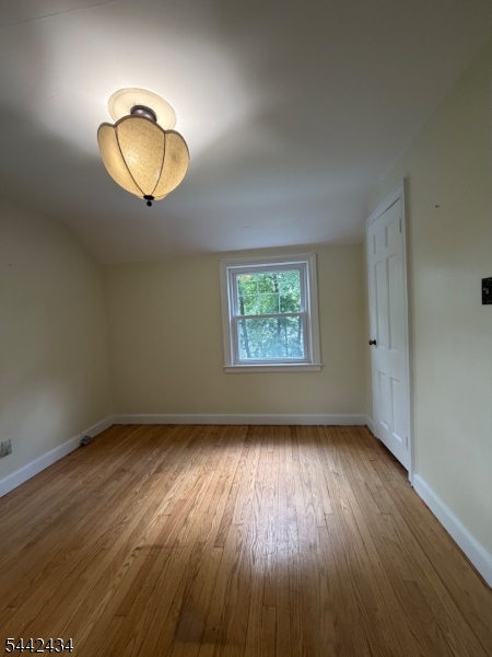 324 E Cedar St Property Photo 12