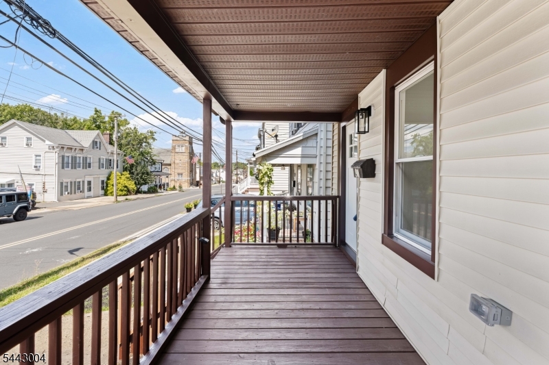 91 S Main St Property Photo 2