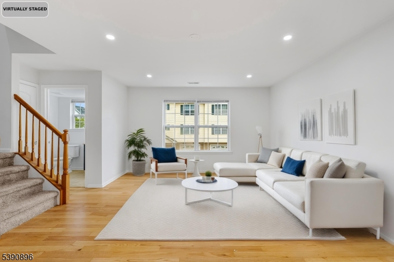 8 Alfred Ave Property Photo 1