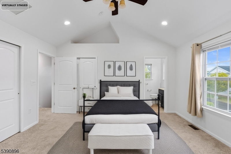 8 Alfred Ave Property Photo 4