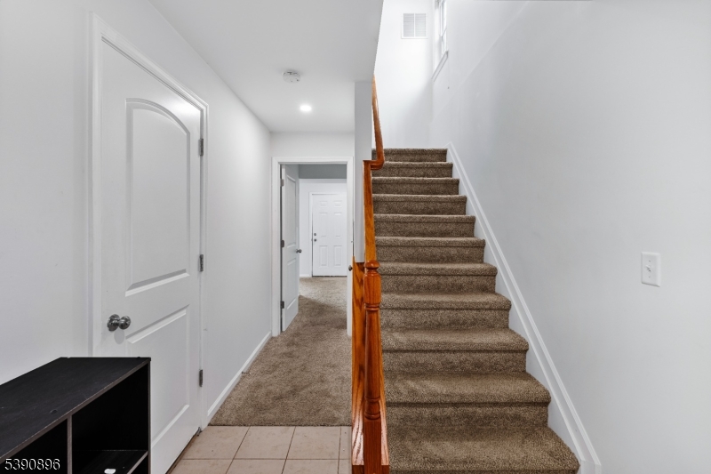 8 Alfred Ave Property Photo 23
