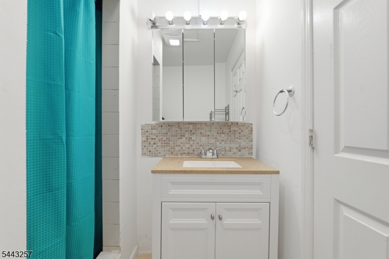 126 N 9th 1 Property Photo 15