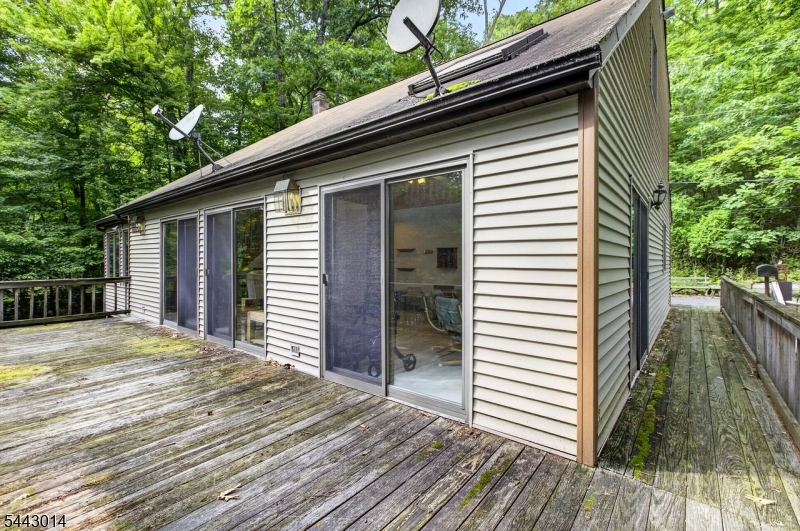 1 Hillside Ave Property Photo 4