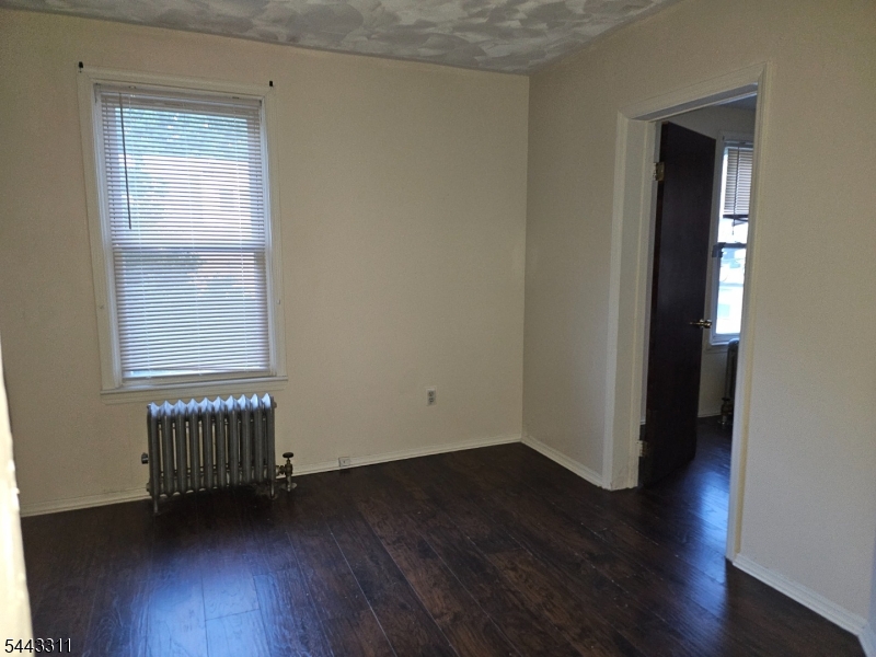 470 Nye Ave Property Photo 8