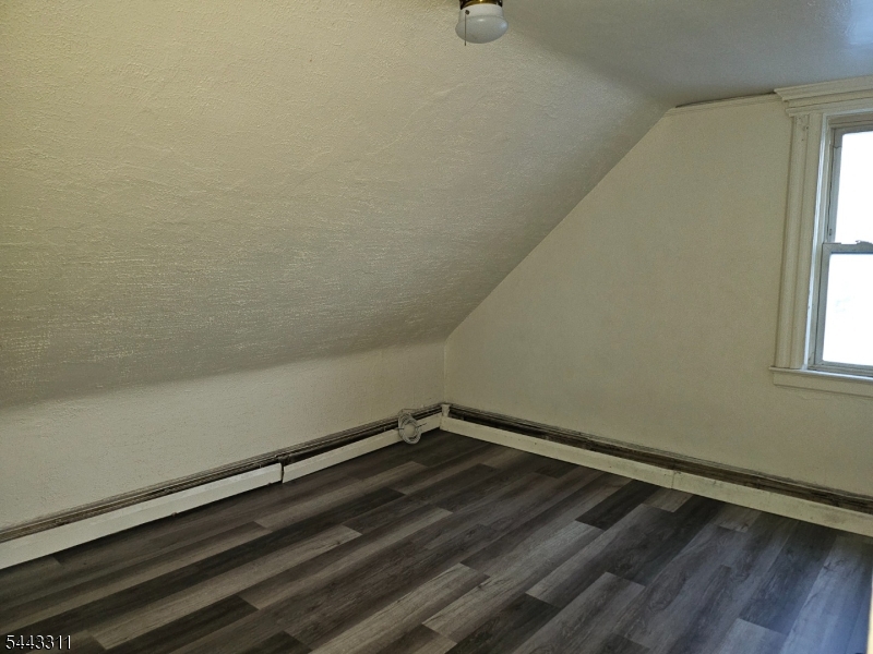 470 Nye Ave Property Photo 12
