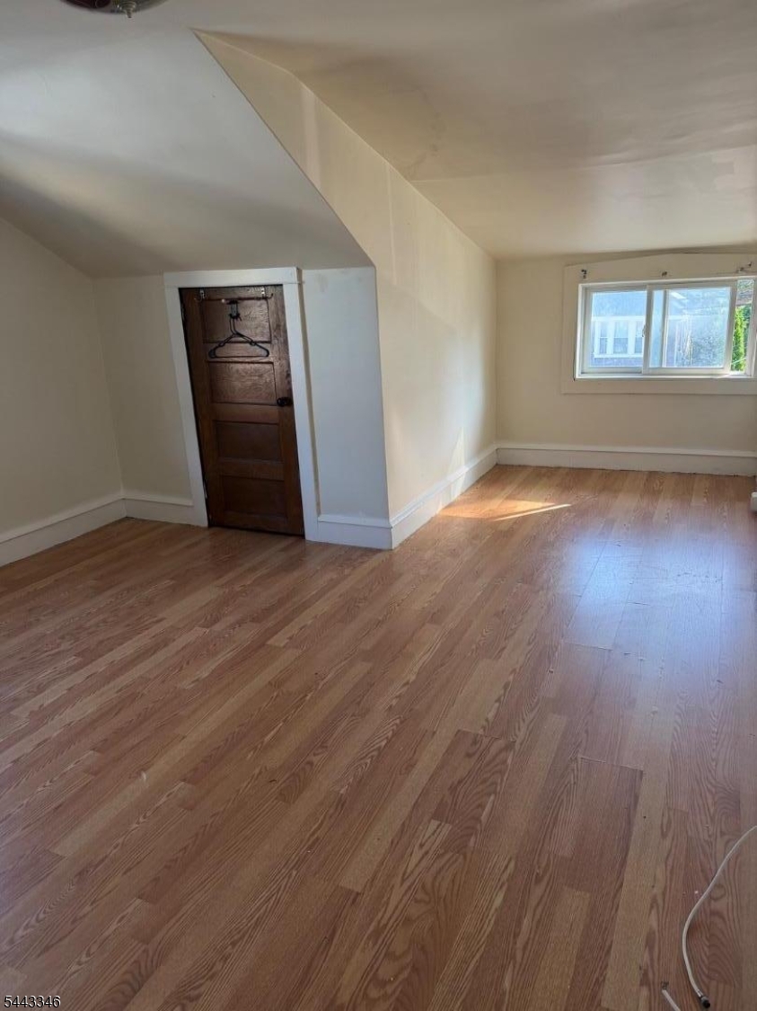1606 49th St Property Photo 17