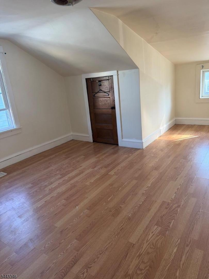 1606 49th St Property Photo 18