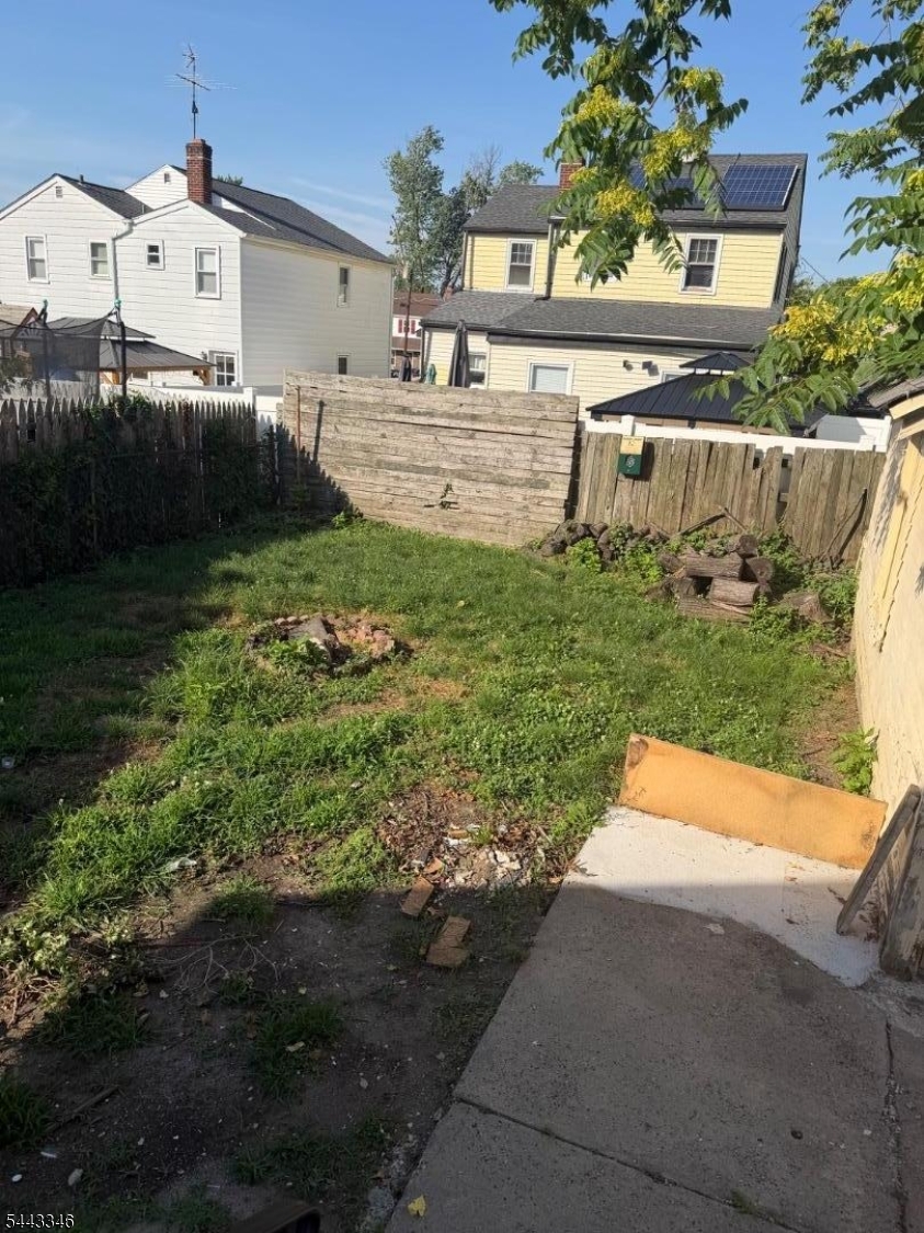 1606 49th St Property Photo 23