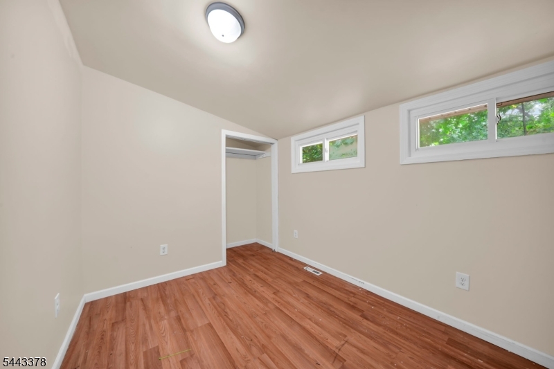 191 Fayette Ave Property Photo 12