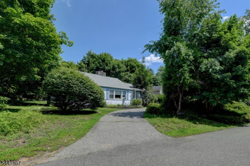 1 Welch Rd Property Photo 3
