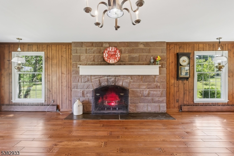 60 Perryville Rd Property Photo 17