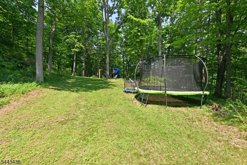 919 Wall St Property Photo 23