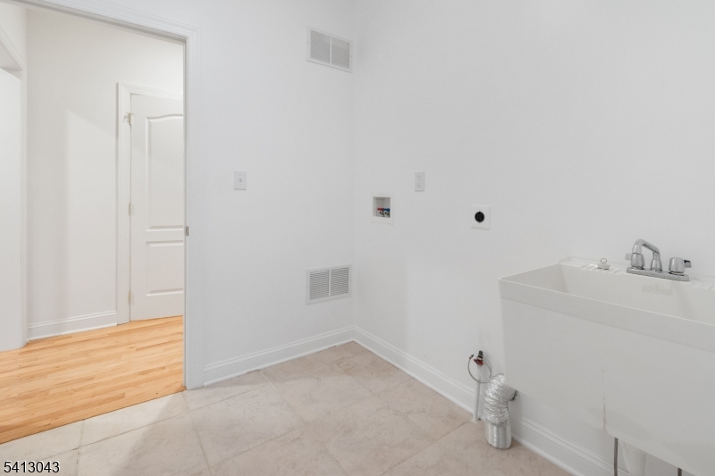 3 Manchur Ct Property Photo 22