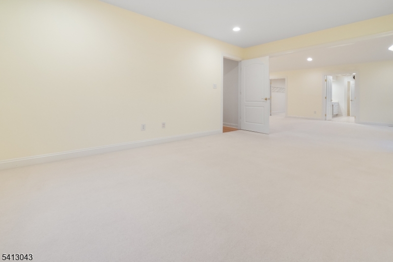 3 Manchur Ct Property Photo 31