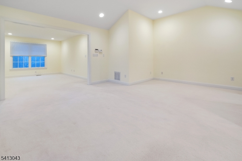 3 Manchur Ct Property Photo 35