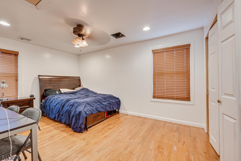 228 Henry Ct Property Photo 9