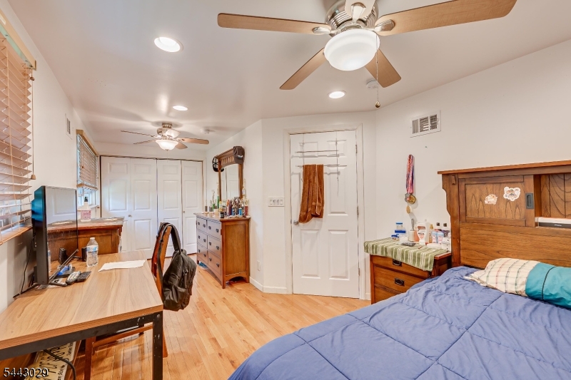 228 Henry Ct Property Photo 10