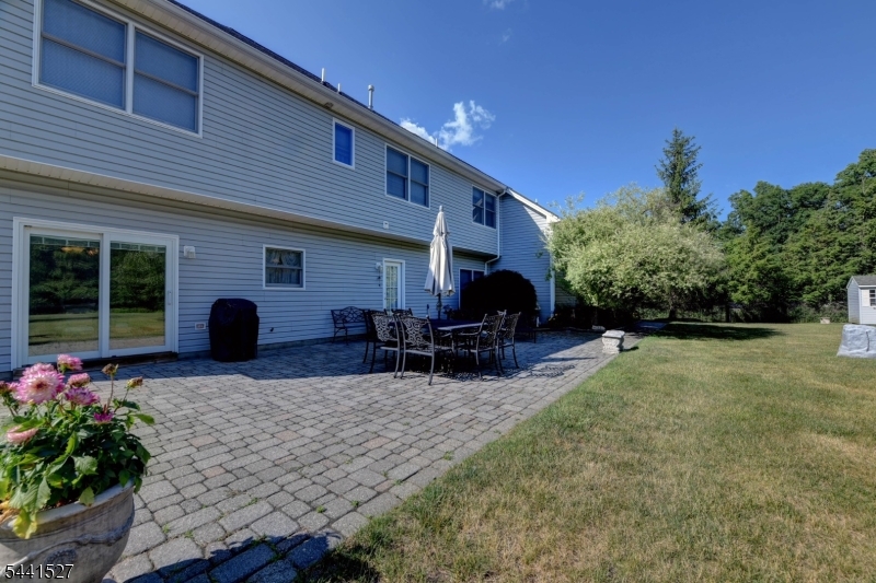 32 Dyer Rd Property Photo 32