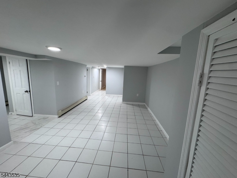 110 Dayton St 1a Property Photo 3