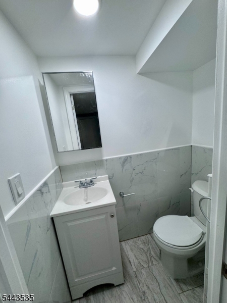 110 Dayton St 1a Property Photo 4
