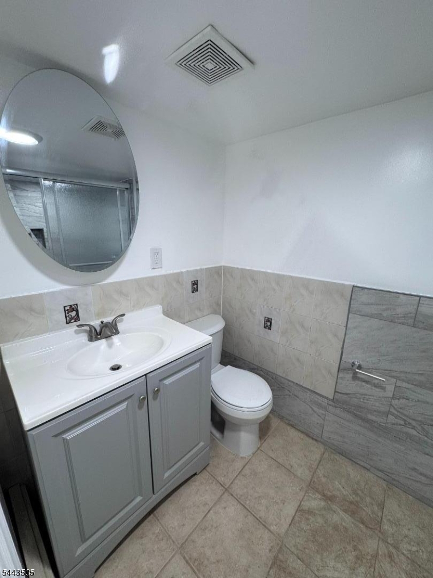 110 Dayton St 1a Property Photo 6