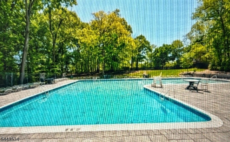 26 Troy Dr B Property Photo 2
