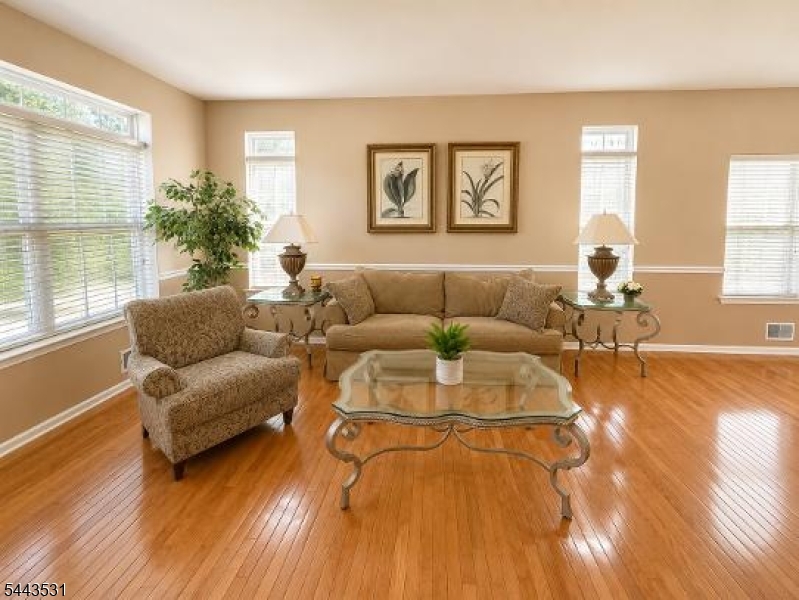 22 Village Square Dr Property Photo 3