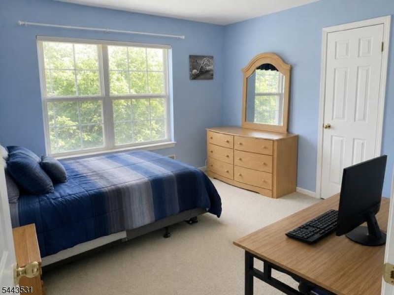 22 Village Square Dr Property Photo 14