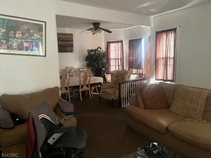 509 4th Ave Property Photo 17