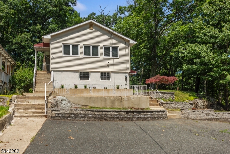 744 Brooklyn Mountain Rd Property Photo 13