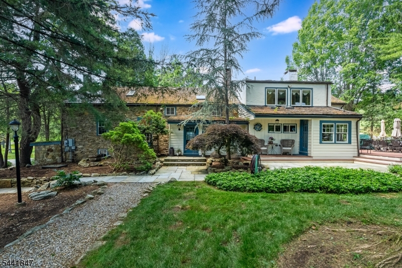 91 Academy St Property Photo 1